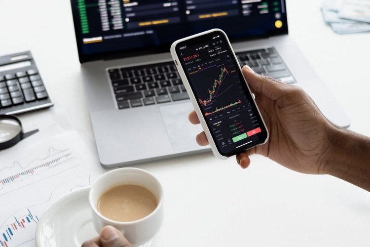 Join the League of Smart Crypto Investors with the Pattern Trader Bot