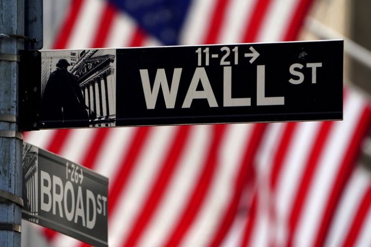 Wall Street slides as jumping Treasury yields pummel growth stocks
